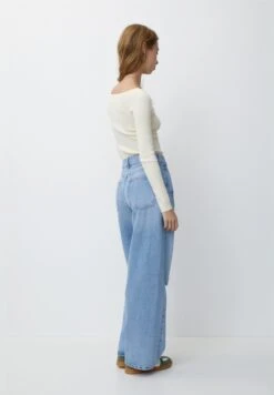 PULL & BEAR Boat NeckMaglioneBeige Donna Maglieria PUC21I0ON-B11 10 PULL & BEAR Boat NeckMaglioneBeige Donna Maglieria PUC21I0ON-B11 -Pull & Bear b978486d18e84cd4adacce9e0ba8fa75