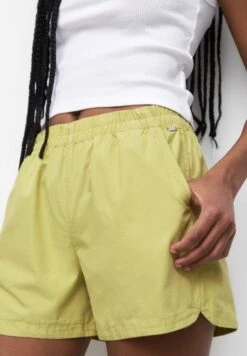 PULL & BEAR Basic Bermuda ShortsLight Yellow Donna Shorts PUC21S0DU-E11 -Pull & Bear be5dec09282a48f2b364921833a7e4c4