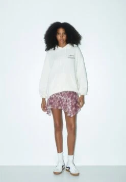 PULL & BEAR Slogan Felpa Con CappuccioBeige Donna Felpe PUC21J11C-B11 -Pull & Bear bf042c3e03d14dbdbd906f5a5f65d02b