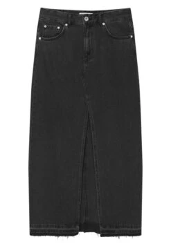 PULL & BEAR Long- Gonna Lunga - Black -Pull & Bear c4cf8ce84af44f468a2d6c66530d862d