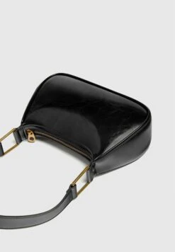 PULL & BEAR Retro Borsa A ManoBlack Donna Borse PUC51H0GE-Q11 8 PULL & BEAR Retro Borsa A ManoBlack Donna Borse PUC51H0GE-Q11 -Pull & Bear c5d356f3fee445db8826aeb3292e7a13