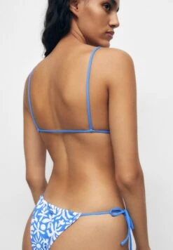 PULL & BEAR Triangle With Front Bow - Bikini Pezzo Sopra - White -Pull & Bear c98688984f2148518fb6ecd7be49410f