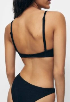 PULL & BEAR Bikini Pezzo SopraBlack Donna Moda Mare PUC81A00Z-Q11 -Pull & Bear c98b4dde0abd41c688b0ae272f7f314d