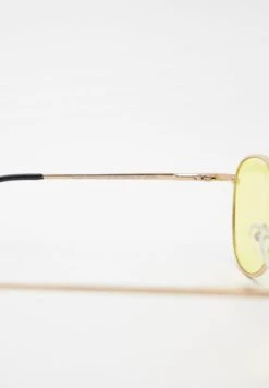 PULL & BEAR Aviator With LensesOcchiali Da SoleYellow Donna Occhiali Da Sole PUC51K01I-E11 -Pull & Bear ca36615f1b564c99b27b0d0c0d9c6529