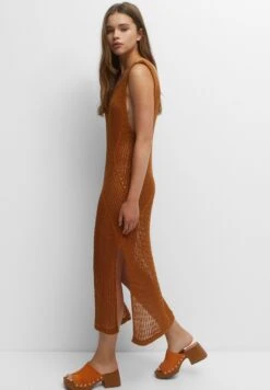 PULL & BEAR Long With V-Shaped BackVestito LungoBrown Donna Vestiti PUC21C159-O11 -Pull & Bear cbee2b506f094073af510de718e0eb4b