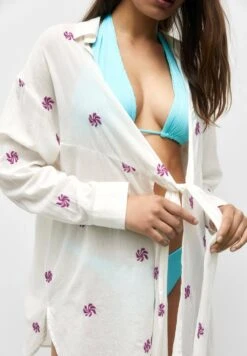 PULL & BEAR With Floral Embroidery Accessorio Da SpiaggiaWhite Donna Moda Mare PUC81H00F-A11 -Pull & Bear cd4248d6f30245198bc525cfee534766