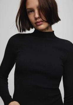 PULL & BEAR Basic Mock NeckWith SlitsMaglietta A Manica LungaBlack Donna T-shirt E Top PUC21I0L1-Q11 -Pull & Bear d20f723cf3704db393a7ecec74141711