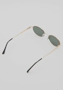 PULL & BEAR OvalOcchiali Da SoleGoldcoloured Donna Occhiali Da Sole PUC51K01F-F11 -Pull & Bear d3bb29d8ec4b4e1c802ddb78785220ee