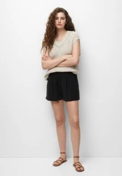 PULL & BEAR Basic BermudaShortsBlack Donna Shorts PUC21S0D5-Q11 -Pull & Bear d53d2e12128445ee8d798587550972a3