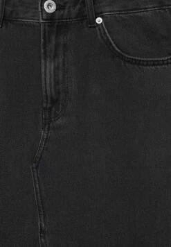 PULL & BEAR Long- Gonna Lunga - Black -Pull & Bear d5b24cf834c94c9ebeba7c8bdc469a59