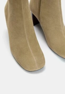 PULL & BEAR Stivaletti Con Tacco - Sand -Pull & Bear d7dd720e88f74cb0b9c3fe8ee734cf72