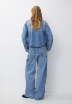 PULL & BEAR With PocketsGiacca Di JeansBlue Denim Donna Giacche E Blazer PUC21G0IL-K11 -Pull & Bear db57cb09c0994ab787091bc852a2cf94