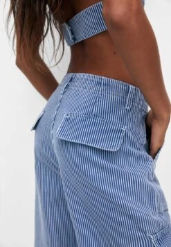 PULL & BEAR Striped Pantaloni CargoBlue Donna Pantaloni PUC21A0U2-K11 11 PULL & BEAR Striped Pantaloni CargoBlue Donna Pantaloni PUC21A0U2-K11 -Pull & Bear dbbf8748e9a64aac9fe16b61465772d7