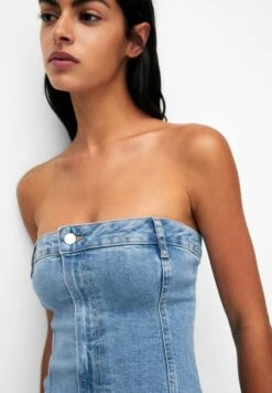 PULL & BEAR Vestito Di JeansStone Blue Denim Donna Vestiti PUC21C14C-K11 -Pull & Bear dc38f5a489774eb29b39d36a6b2839b0