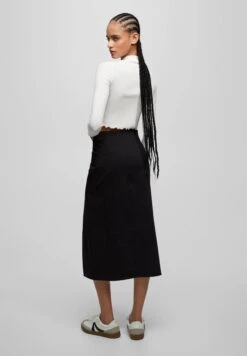 PULL & BEAR 2 Pack Maglietta A Manica LungaBlack Donna T-shirt E Top PUC21D26F-Q11 -Pull & Bear dc884da393e5435383a6cd3179f538c8