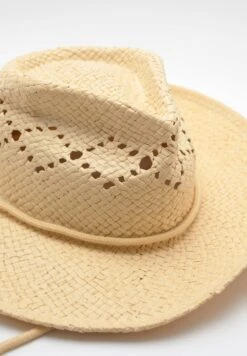 PULL & BEAR Cowboy With Drawstring - Cappello - Brown -Pull & Bear e023beb63d954c75895092fb2a3a47bb