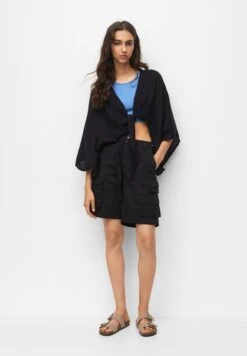 PULL & BEAR Oversize Cropped Kimono Giacca LeggeraBlack Donna Giacche E Blazer PUC21G0HW-Q11 -Pull & Bear e17d3da7c1ea4e3f9863b6ebfe93e377