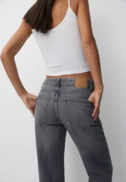 PULL & BEAR Mid Waist Jeans A SigarettaGrey Donna Jeans PUC21N0LU-C11 -Pull & Bear e36fdcb54c534ede8434d55e65700de5