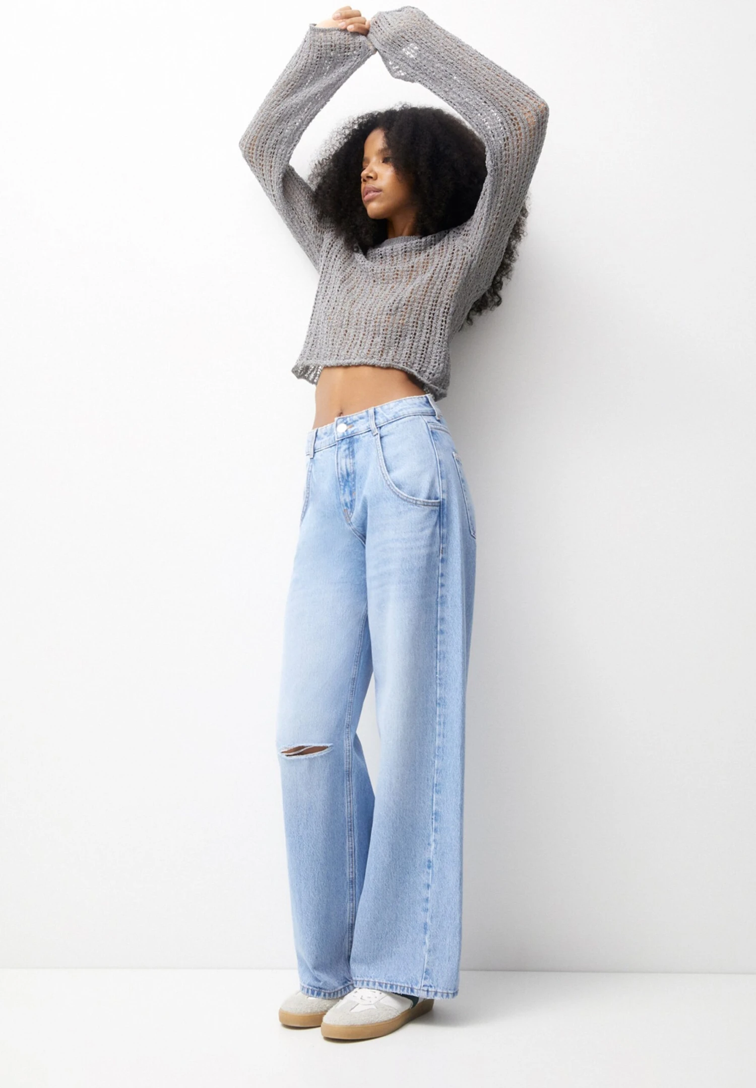 PULL & BEAR Openwork With Flared SleevesMaglioneLight Grey Donna Maglieria PUC21I0OP-C11 4 PULL & BEAR Openwork With Flared SleevesMaglioneLight Grey Donna Maglieria PUC21I0OP-C11 - immagine 2