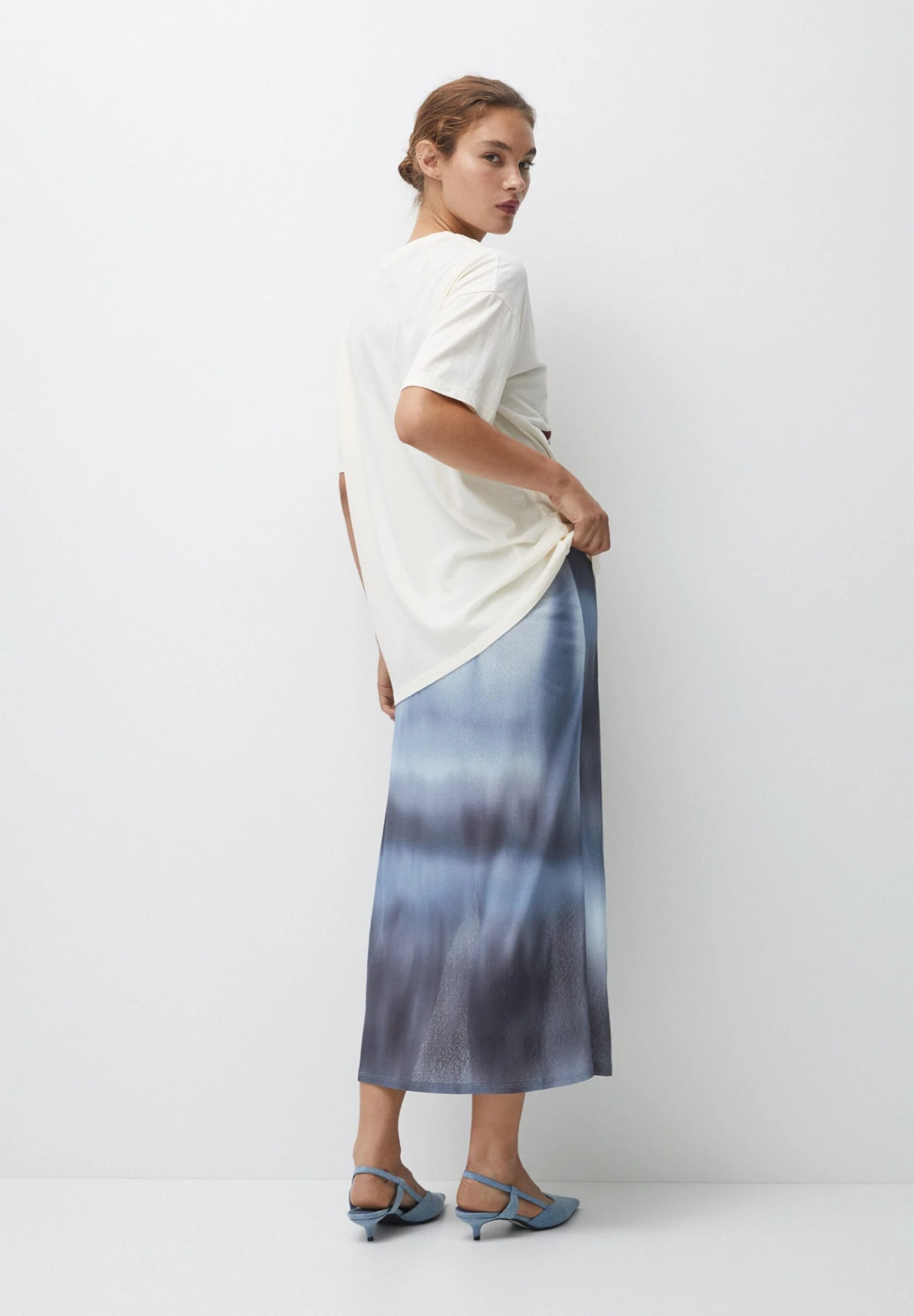 PULL & BEAR Calm PlaceT-Shirt Con StampaWhite Donna T-shirt E Top PUC21D2HT-A11 5 PULL & BEAR Calm PlaceT-Shirt Con StampaWhite Donna T-shirt E Top PUC21D2HT-A11 - immagine 3