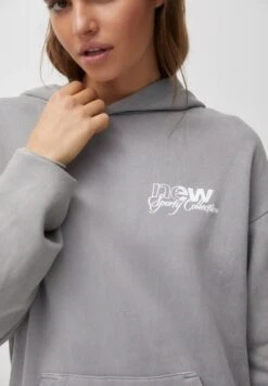 PULL & BEAR Slogan Print - Felpa Con Cappuccio - Grey -Pull & Bear ef644d1831904ea68ad7057d3296bcb3