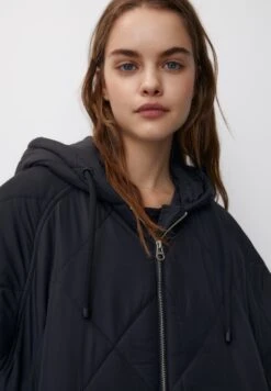 PULL & BEAR Puffer Cappotto InvernaleBlack Donna Cappotti PUC21U0H2-Q11 -Pull & Bear f055c3e23b154a77bb3d9f5b15bc6984
