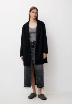 PULL & BEAR Felt Texture With Button - Cappotto Corto - Mottled Black -Pull & Bear f3b2444785464ef9ba20153a5a352dee