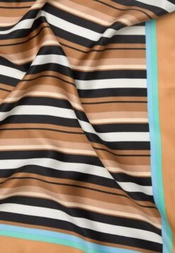 PULL & BEAR Striped FoulardLight Brown Donna Sciarpe PUC51G059-O11 -Pull & Bear f4d88419c76c4bd5a9f2a48738ad689a