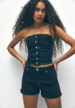 PULL & BEAR High-Waist MomShorts Di JeansBlack Donna Shorts PUC21S0D1-Q11 -Pull & Bear f7788d886c944a6881f6460851aa6224