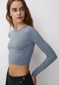 PULL & BEAR CroppedMaglietta A Manica LungaBlue Grey Donna T-shirt E Top PUC21D2KA-K11 -Pull & Bear f9df0920466f44a09ad1f9d278742e9b