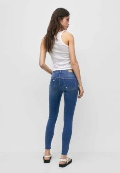 PULL & BEAR Mid Waist RippedJeans Skinny FitBlue Denim Donna Jeans PUC21N0KV-K12 -Pull & Bear fb4eb46d52a94825bbe923cfc533c7c4