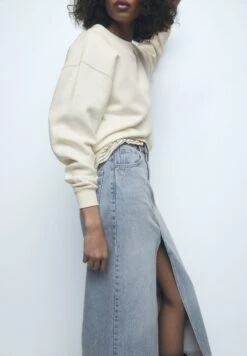 PULL & BEAR Long - Gonna Lunga - Dark Blue -Pull & Bear fd7d420b699c42e986909bc9c717479a